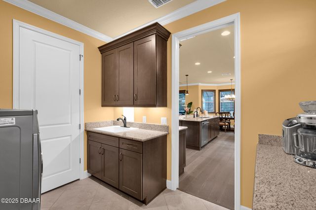 765 Attitude Avenue, Daytona Beach, FL 32124