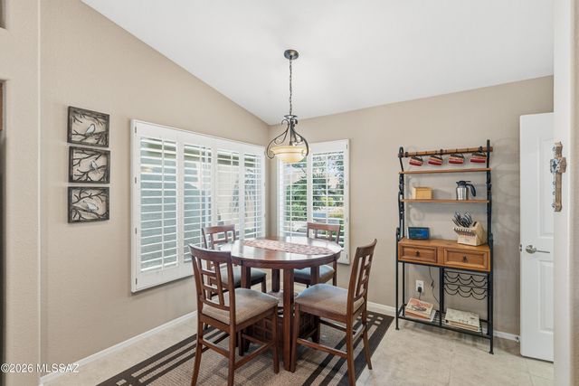 2776 E Glen Canyon Road, Green Valley, AZ 85614