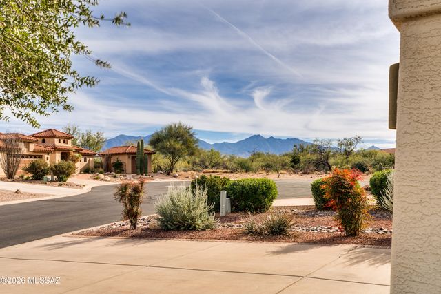 2776 E Glen Canyon Road, Green Valley, AZ 85614