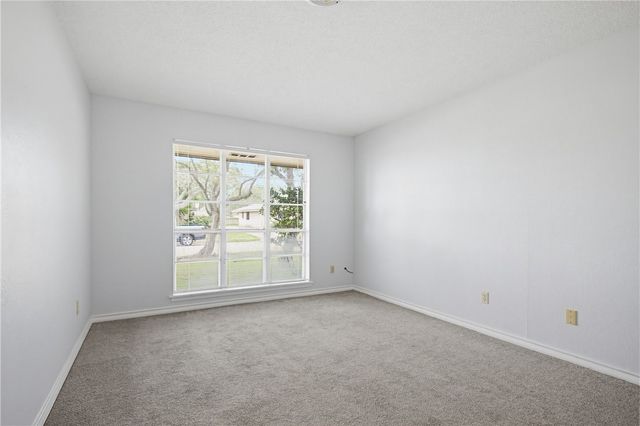 225 Blanco Dr, Portland, TX 78374