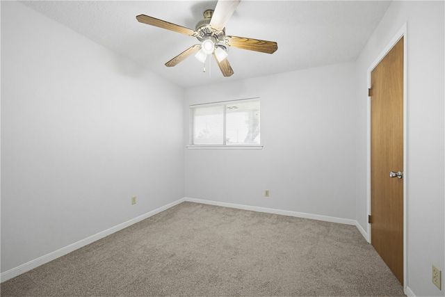 225 Blanco Dr, Portland, TX 78374