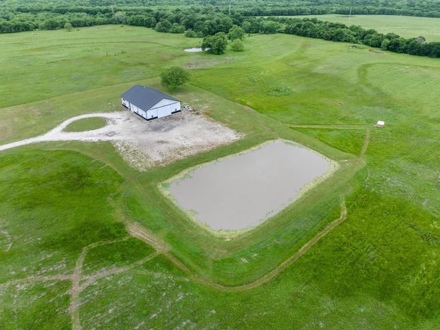 5425 County Road 4604, Commerce, TX 75428