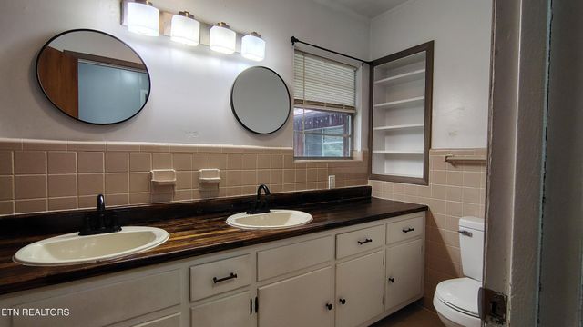 414 Guille St, Athens, TN 37303