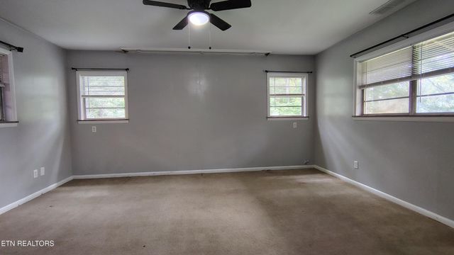 414 Guille St, Athens, TN 37303