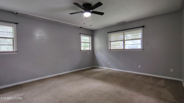 414 Guille St, Athens, TN 37303