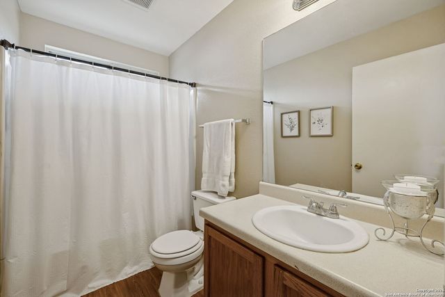 10310 Springwood, Universal City, TX 78148