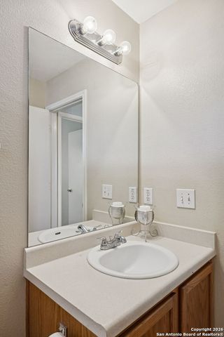 10310 Springwood, Universal City, TX 78148