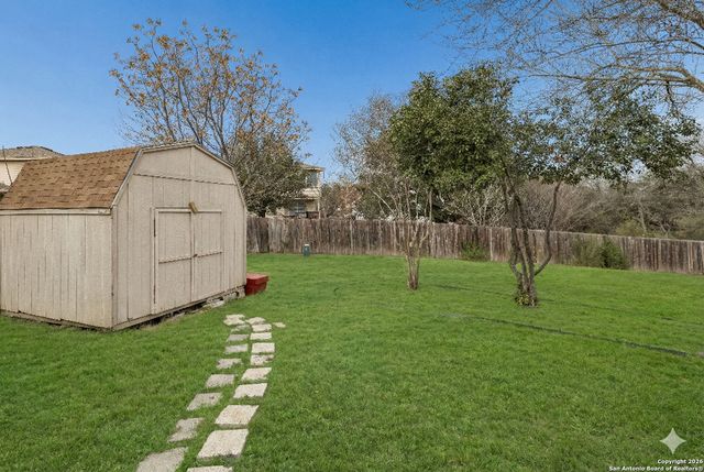 10310 Springwood, Universal City, TX 78148