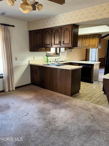 601 Pheasant Drive, Bowling Green, OH 43402