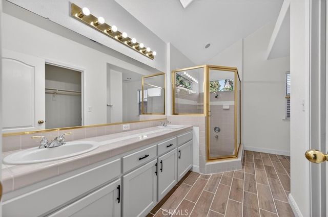 10291 N Whitney, Fresno, CA 93730