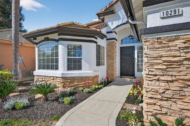 10291 N Whitney, Fresno, CA 93730