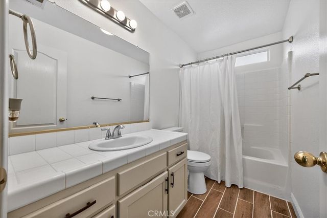 10291 N Whitney, Fresno, CA 93730