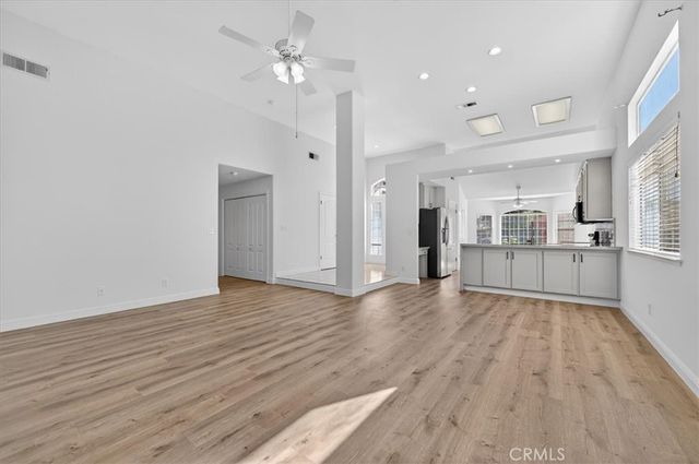 10291 N Whitney, Fresno, CA 93730