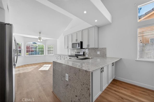 10291 N Whitney, Fresno, CA 93730