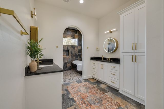 4401 Clear Ridge Corner, Edmond, OK 73034