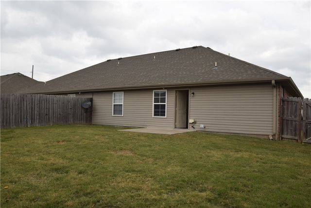 132 Sage Street, Centerton, AR 72719