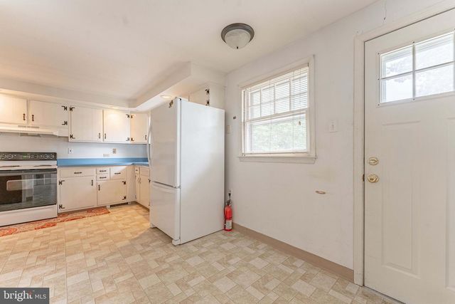 855 MARTIN AVE, Bryn Mawr, PA 19010