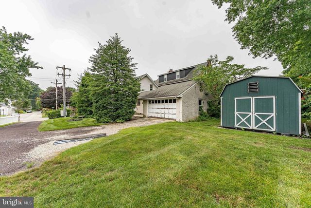 855 MARTIN AVE, Bryn Mawr, PA 19010