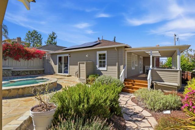 385 Ridge Road, San Carlos, CA 94070