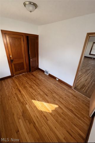 16224 Huntmere Avenue, Cleveland, OH 44110