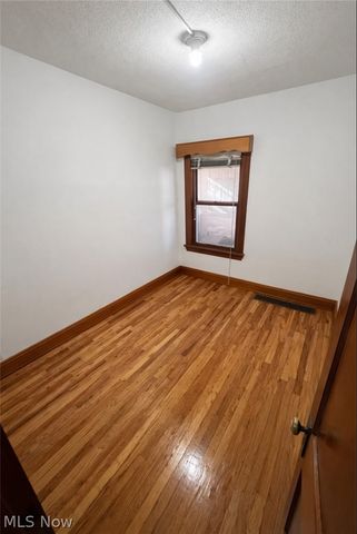 16224 Huntmere Avenue, Cleveland, OH 44110