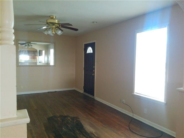 1438 Ormond Dr, Corpus Christi, TX 78415