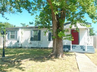 1438 Ormond Dr, Corpus Christi, TX 78415