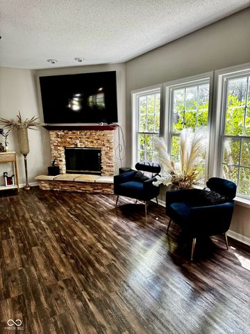 12583 Courage Crossing, Fishers, IN 46037