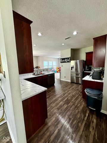 12583 Courage Crossing, Fishers, IN 46037