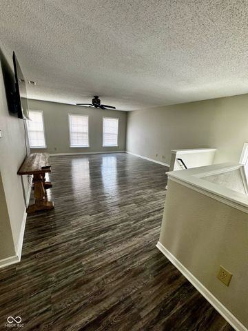 12583 Courage Crossing, Fishers, IN 46037