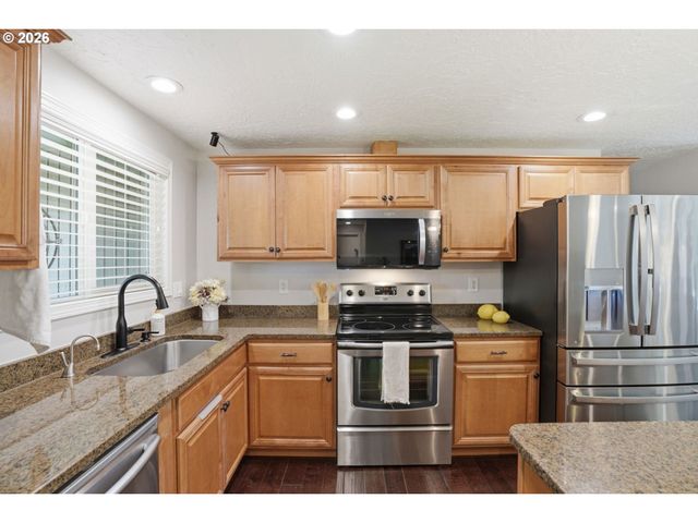 2615 Ne 82nd Way, Vancouver, WA 98665