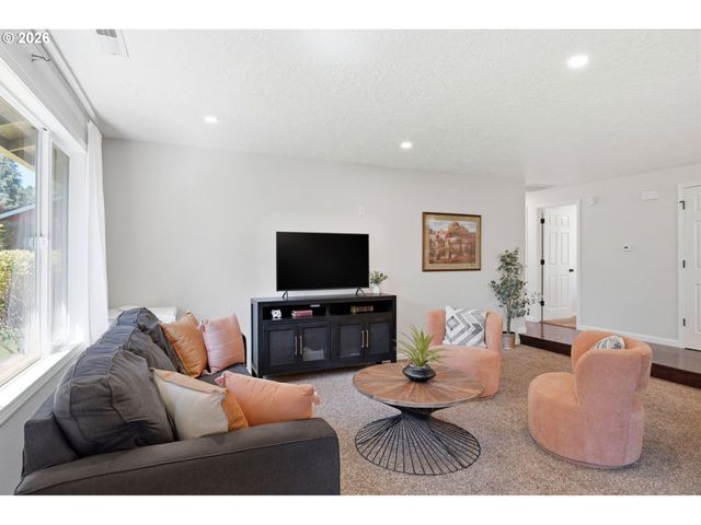 2615 Ne 82nd Way, Vancouver, WA 98665