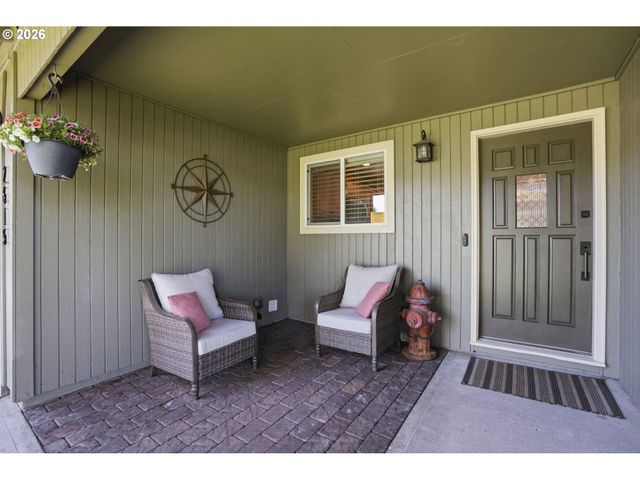2615 Ne 82nd Way, Vancouver, WA 98665