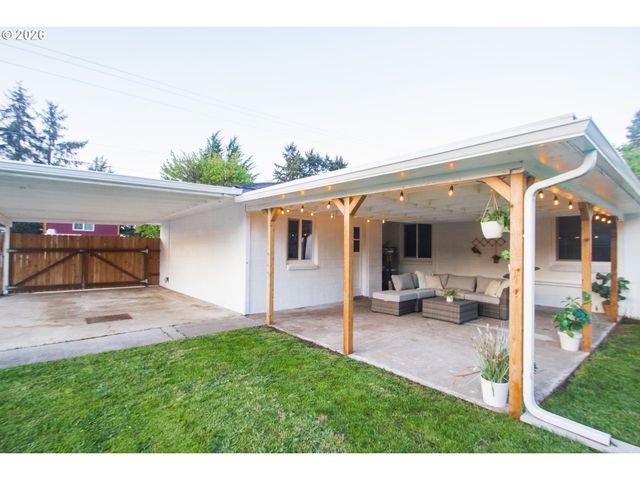 1490 TAFT St, Eugene, OR 97402