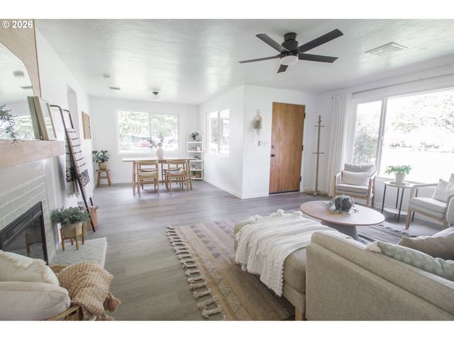 1490 TAFT St, Eugene, OR 97402