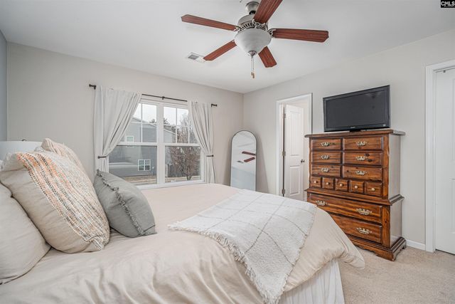 825 Scarlet Leaf Lane, West Columbia, SC 29169