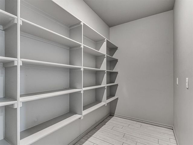 1800 S May Avenue, Guthrie, OK 73044