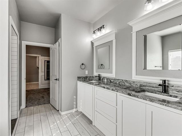 1800 S May Avenue, Guthrie, OK 73044