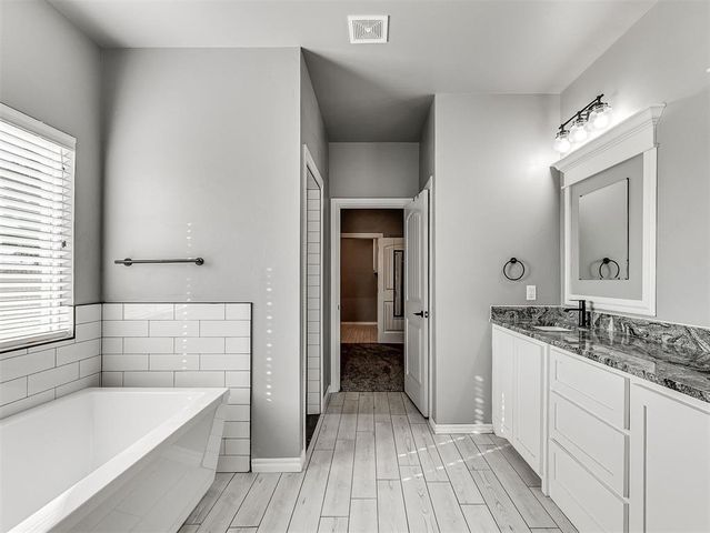 1800 S May Avenue, Guthrie, OK 73044