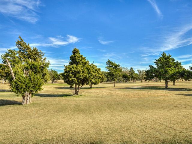 1800 S May Avenue, Guthrie, OK 73044