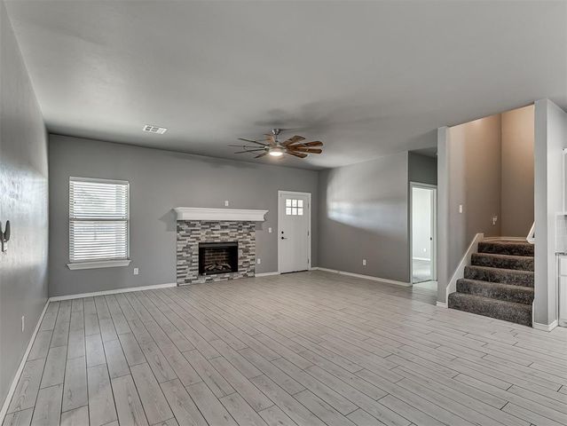 1800 S May Avenue, Guthrie, OK 73044