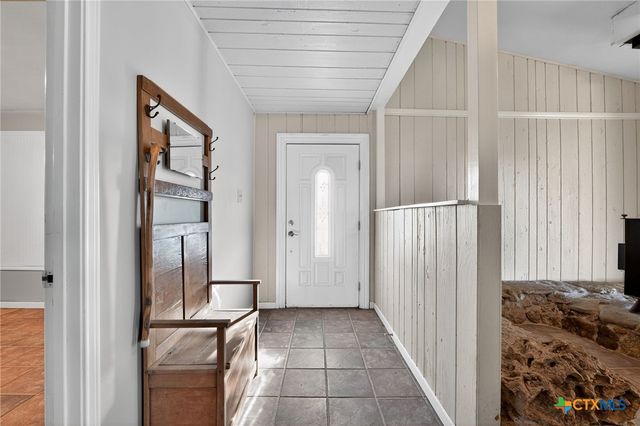 205 Lakewood Drive, Gatesville, TX 76528