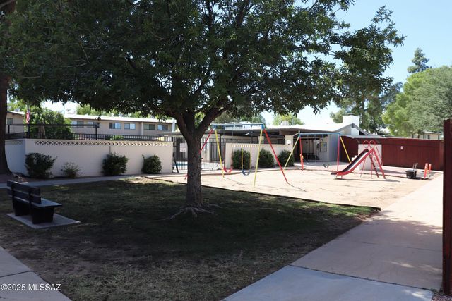 1318 S Avenida Polar Apt F110, Tucson, AZ 85710