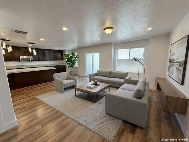 5058 S MORAY CT, Holladay, UT 84117