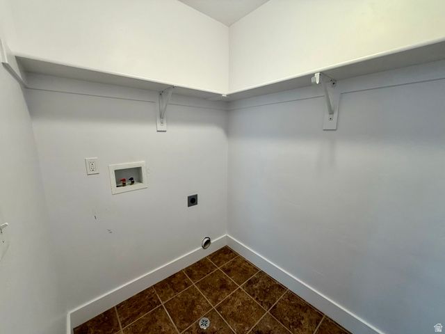 5058 S MORAY CT, Holladay, UT 84117