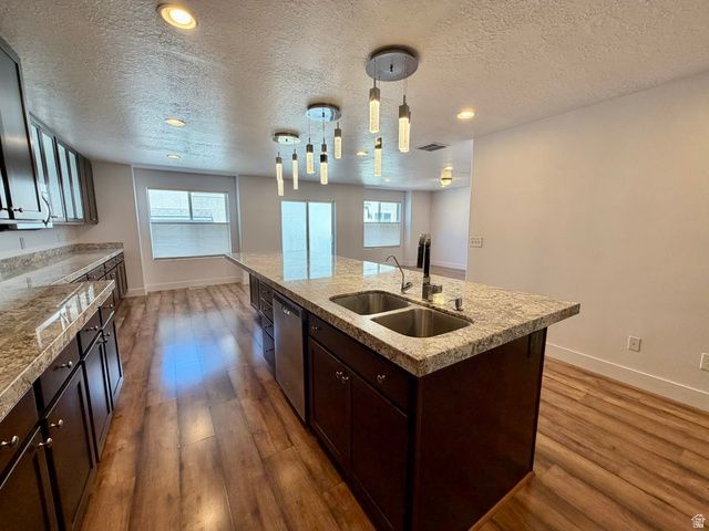 5058 S MORAY CT, Holladay, UT 84117