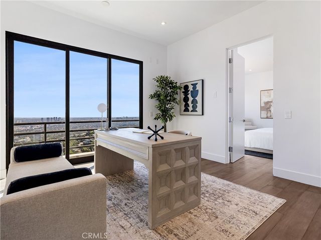 2287 Sunset Plaza Drive, Hollywood Hills, CA 90069