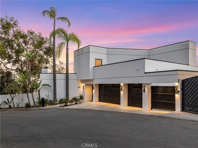 2287 Sunset Plaza Drive, Hollywood Hills, CA 90069