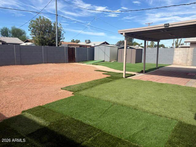 4212 W VISTA Avenue, Phoenix, AZ 85051
