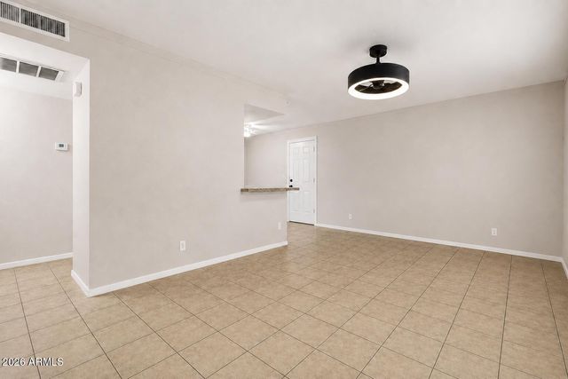 4212 W VISTA Avenue, Phoenix, AZ 85051